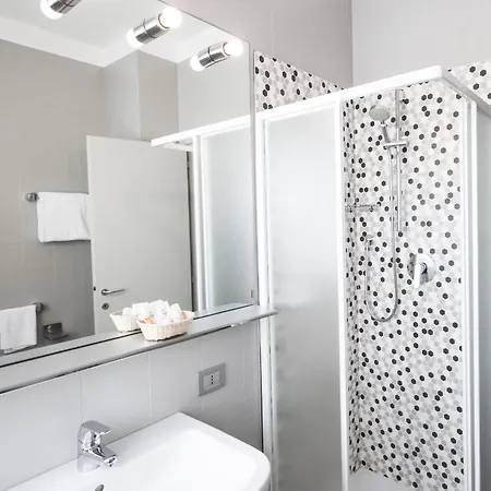 מלון Excelsior San Marco 4*